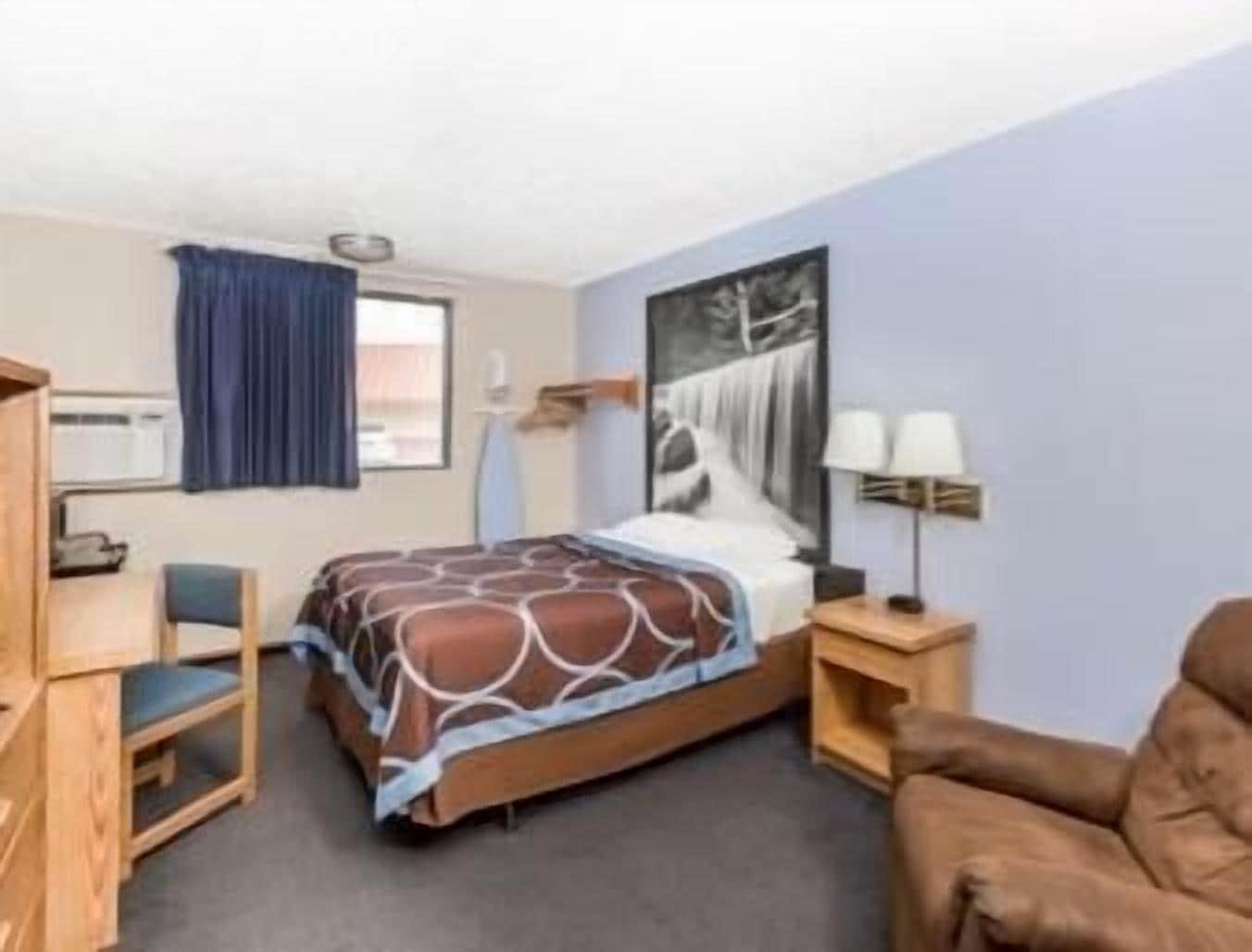 Super 8 By Wyndham Manhattan Ks Exterior foto